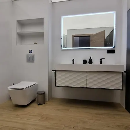 Kwatera prywatna Centrica De Lujo Gv 1 *